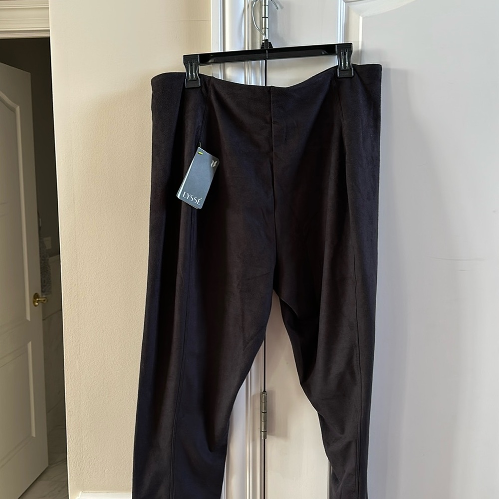 Lyssé 2x Faux Suede skinny pants NWT